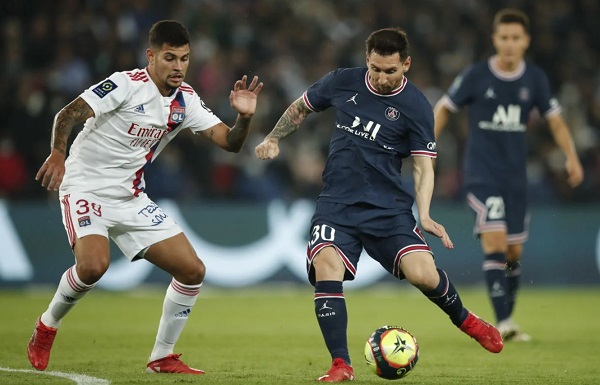 เดิมพัน Lyon vs PSG, 01:45 วันที่ 19 กันยายน