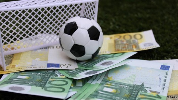 Types of online football betting