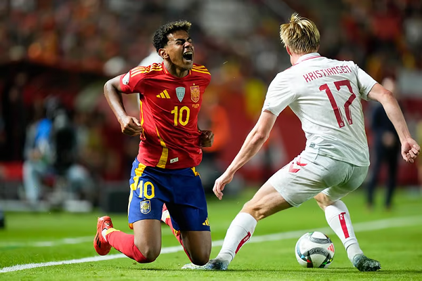 ตรวจสอบอัตราต่อรอง Denmark vs Spain เวลา 02:45 น. วันที่ 16 พฤศจิกายน